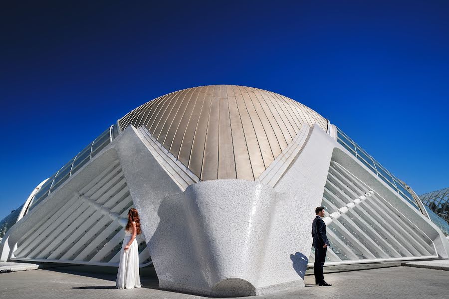 Fotografo di matrimoni Marius Marcoci (mariusmarcoci). Foto del 26 aprile 2018