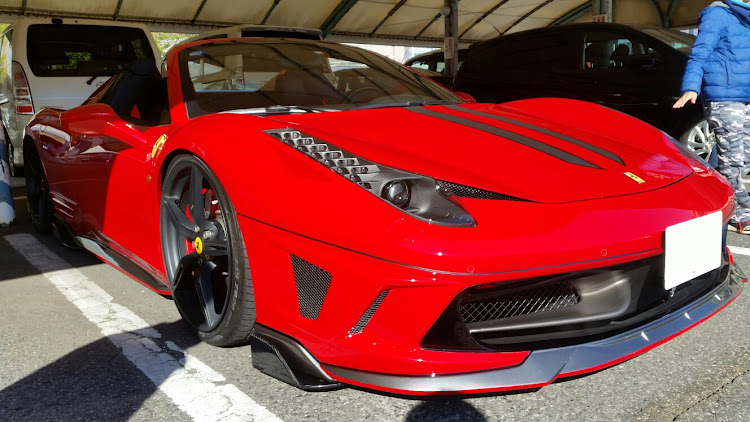 ターボさんが投稿したノブレッセ・フェラーリ458スパイダー・エアサスに関するカスタム事例の投稿画像2枚目