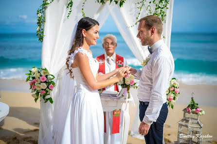 Fotógrafo de casamento Dmitriy Kazakov (kazakov). Foto de 25 de janeiro 2019