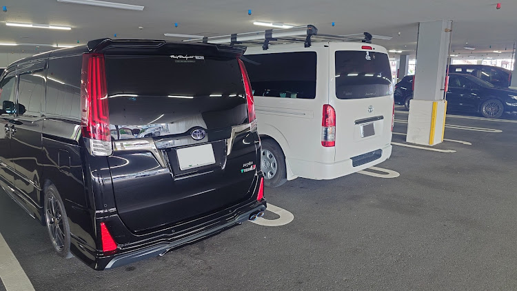 ハイエースバンの上から愛車・カーオーディオ・ハイエース・毎日暑いですね💦に関するカスタム事例の投稿画像3枚目