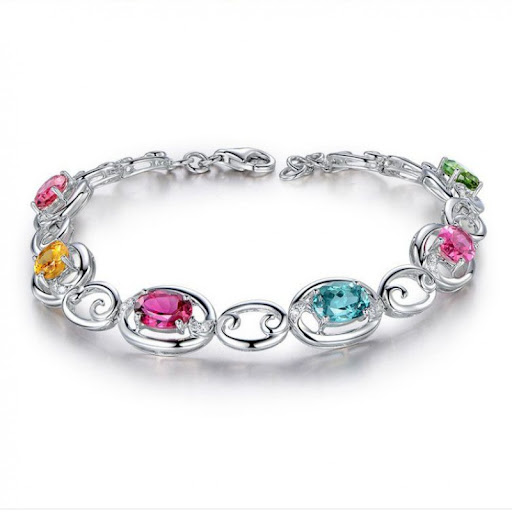 Title 1, Verzilverde armband