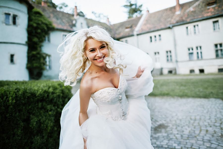 Fotógrafo de casamento Nazar Roschuk (nazarroshchuk). Foto de 30 de agosto 2017