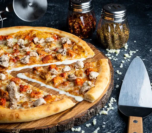 Crustos Ultimate Chicken Madness Pizza