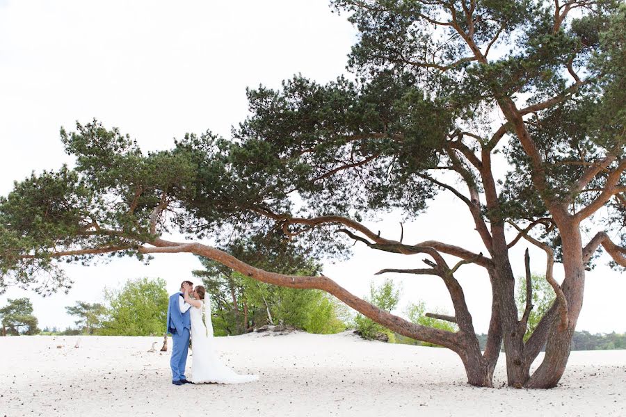 Jurufoto perkahwinan Els Van Den Hoek (vandenhoek). Foto pada 15 April 2022