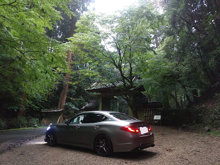 フーガの奈良県桜井市・談山神社⛩️東大門・10月10日(月)・雨上がりの夕暮れ・ヘッドライトカスタムに関するカスタム事例の投稿画像10枚目