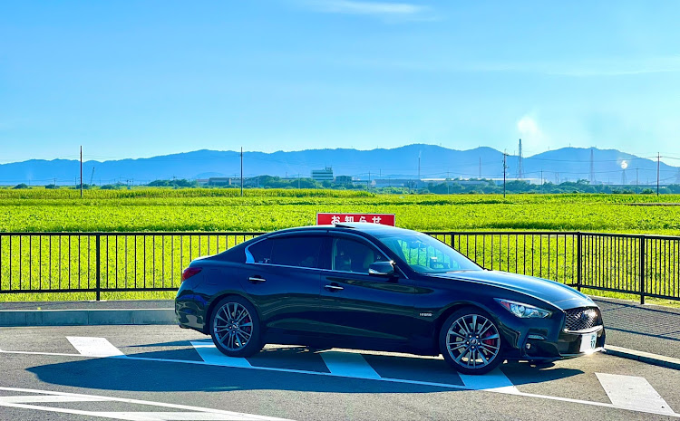 スカイラインのV37・Q50・インフィニティ・道の駅笠岡ベイファームに関するカスタム事例の投稿画像1枚目