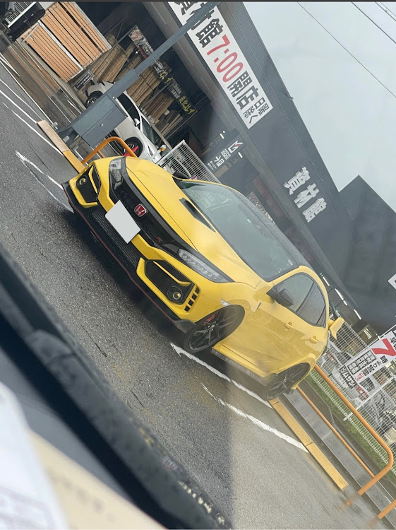 86の9月もよろしくお願いします。・86/BRZ・ワクチン接種・FK8・勝手に撮影ごめんなさいに関するカスタム事例の投稿画像2枚目