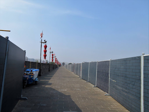 Xi'an City wall bike ride China 2016