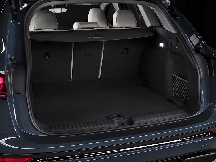 The boot offers 526l of cargo space.