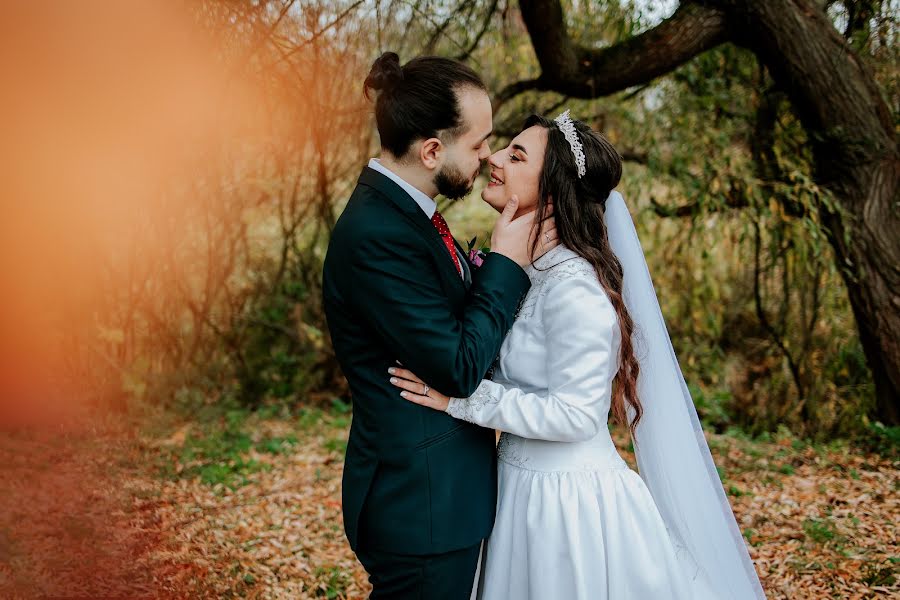 Fotógrafo de casamento Anca Mavro (ancacoprean). Foto de 26 de março