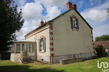 maison à Cours-les-Barres (18)