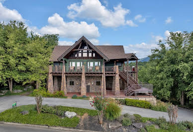 Chalet avec terrasse 1