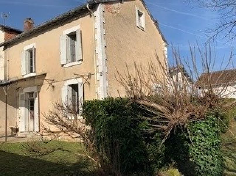 Vente maison 6 pièces 145 m² à Luxey (40430), 135 000 €