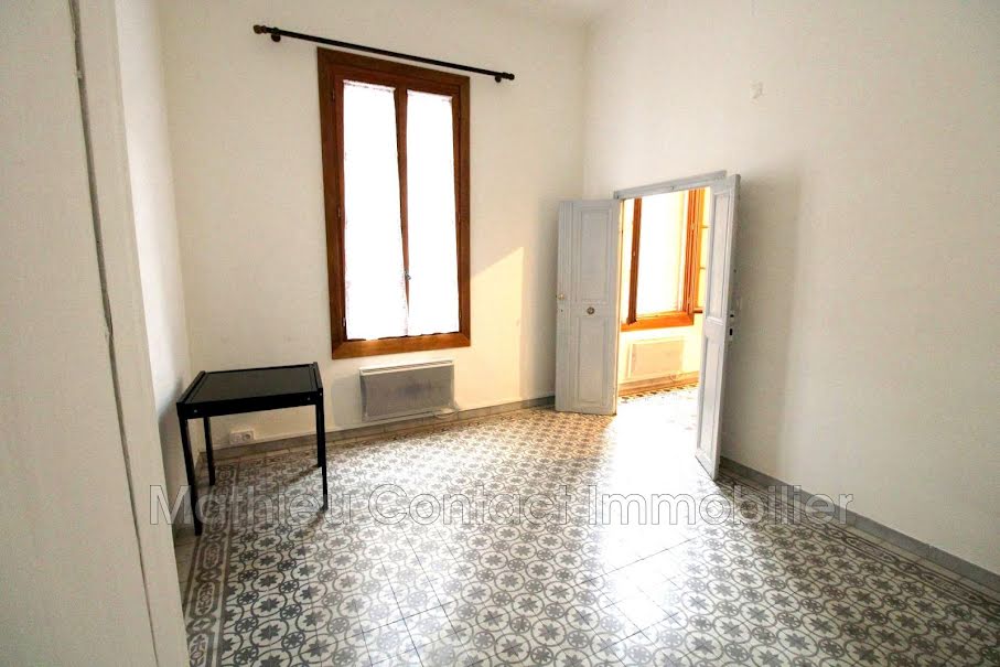 Location  appartement 3 pièces 53 m² à Nimes (30000), 660 €