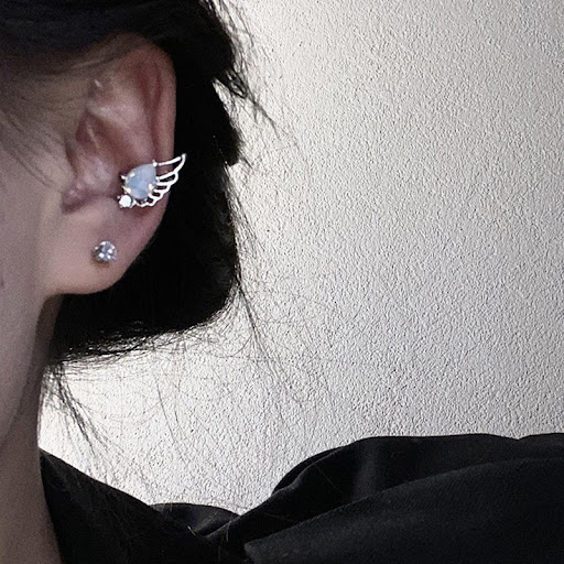 Title 2, Fantasy Crystal Wings Female Ear Clip Sparkling...