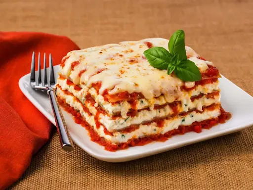 Cheesy Lasagne