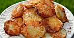 Crispy Crunchy Parmesan Potatoes Done Right was pinched from <a href="http://recipepatch.com/crispy-crunchy-parmesan-potatoes-done-right/2/" target="_blank">recipepatch.com.</a>