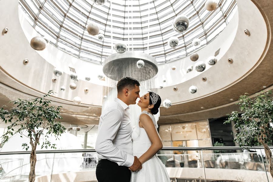 Fotógrafo de casamento Yana Semenenko (semenenko). Foto de 25 de maio 2023