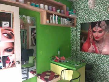 Mirror Beauty & Hair Studio For Ladies photo 