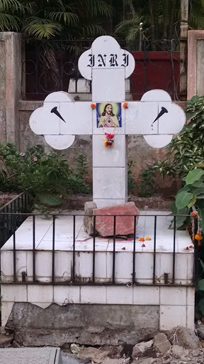 Cross Near Jogeshwari Station 