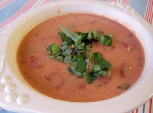 Mediterranean Tomato Basil Bisque