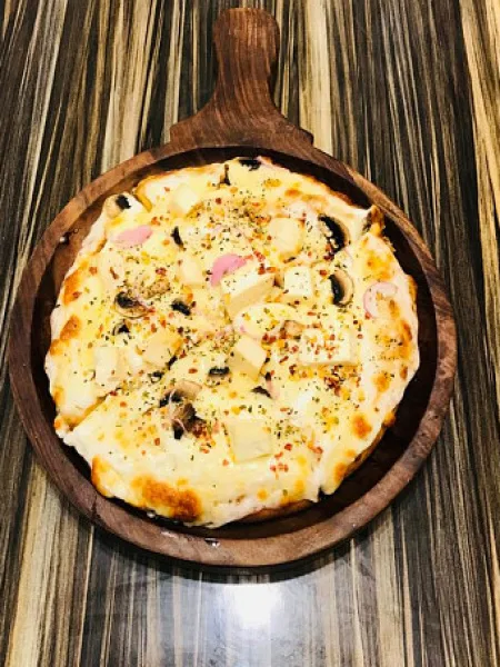 Delhi Delight Pizza [9 Inches]