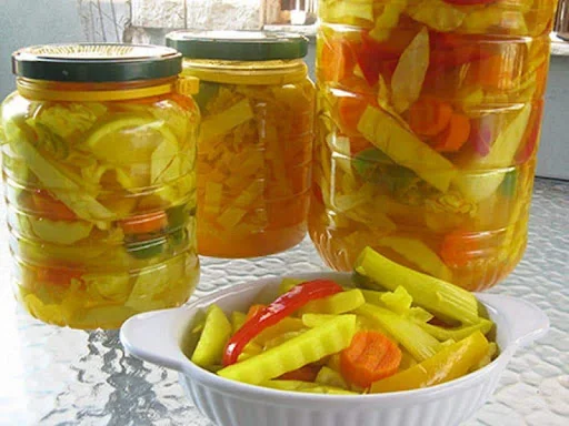 Pickled Vegetables (120 Gms)