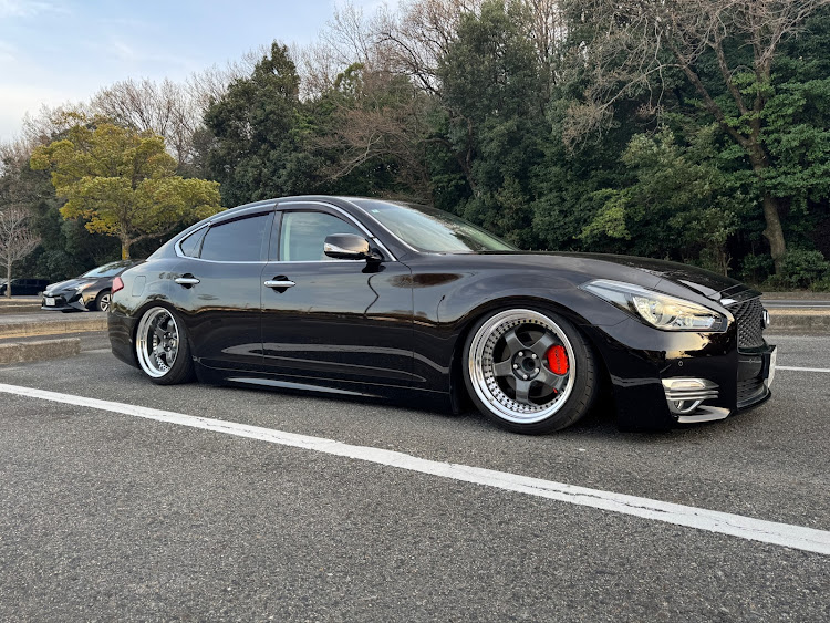 フーガのy51フーガ・DIY・仲良くしてくださいに関するカスタム事例の投稿画像3枚目