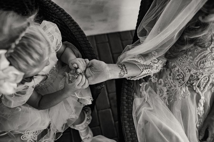 Wedding photographer Yuliya Golovacheva (golovacheva). Photo of 6 January 2019