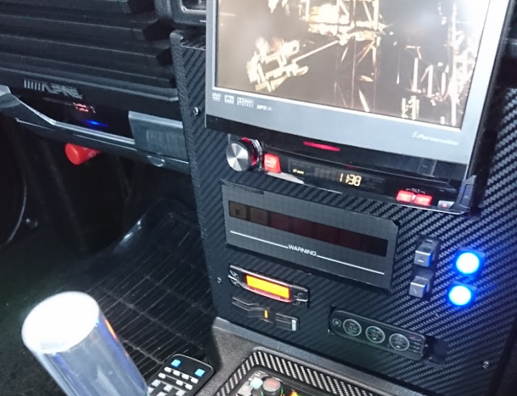 スカイラインのR31スカイライン・Defiに関するカスタム事例の投稿画像5枚目