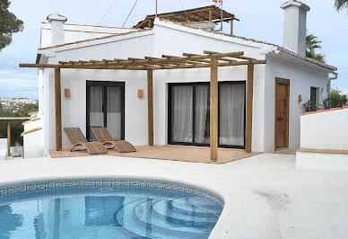 Property with pool 3