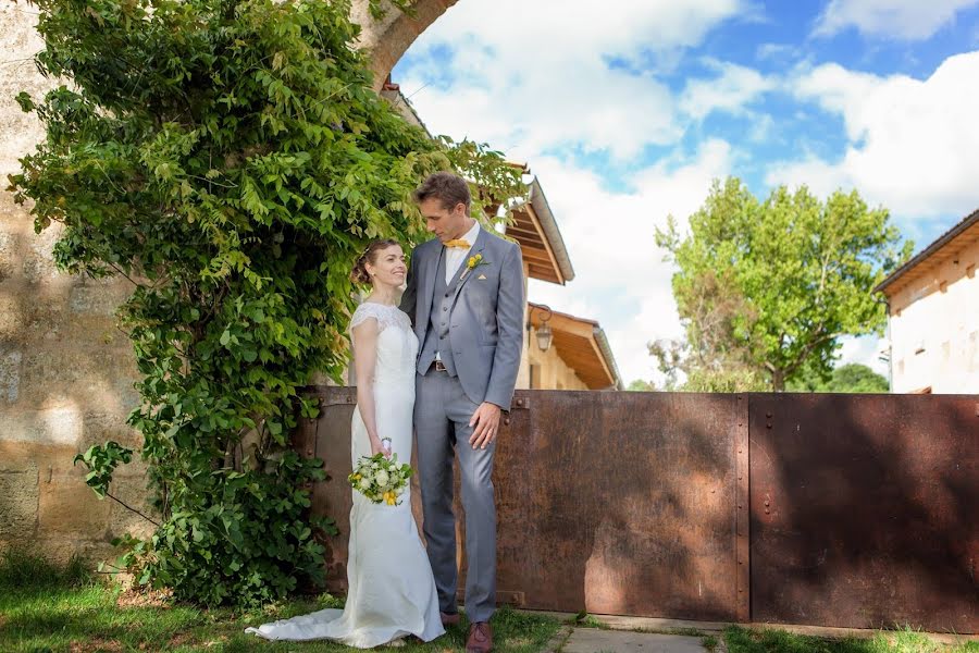 Fotógrafo de casamento Lloyd Labat (lloydlabat). Foto de 1 de abril 2019