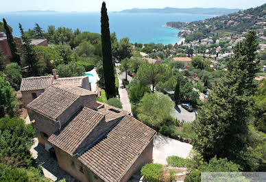 Villa avec piscine et terrasse 14