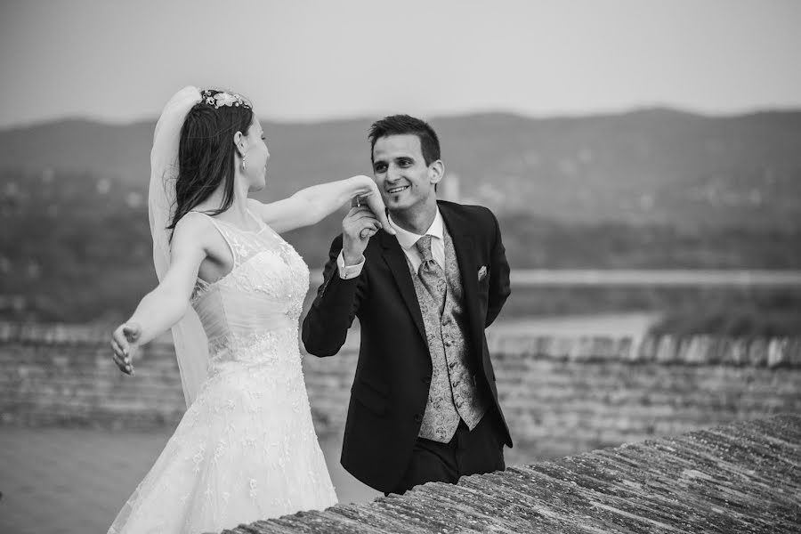 Wedding photographer Teodóra Balassa (balassateodora). Photo of 1 March 2017