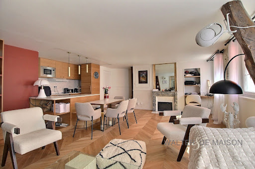 Contemporary apartment 1