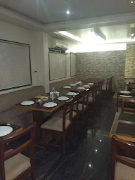 Desi Spice Restaurant photo 2