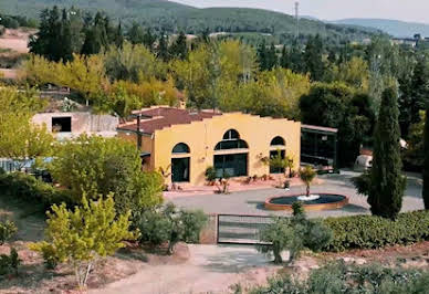 House with pool and terrace 2