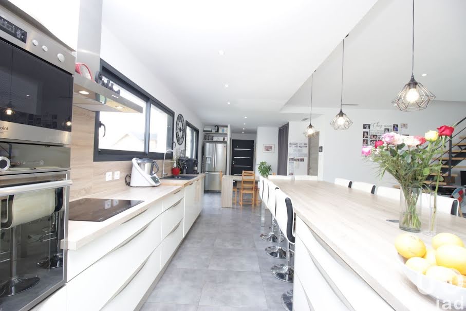 Vente maison 6 pièces 172 m² à Latour-Bas-Elne (66200), 599 000 €