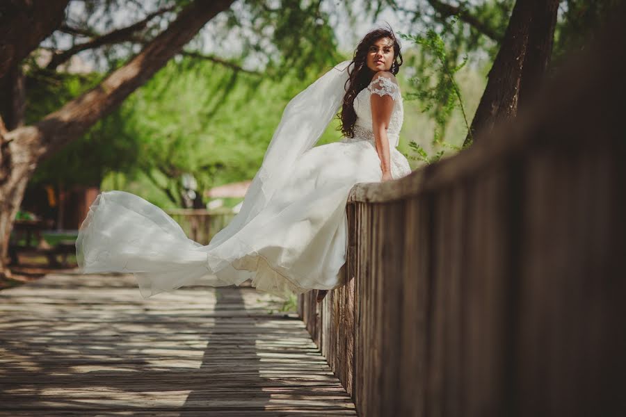 Fotografo di matrimoni Odin Castillo (odincastillo). Foto del 25 aprile 2016