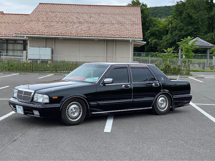 セドリックのPAY31・セドリック・愛車ドレスアップ中・梅雨の合間に関するカスタム事例の投稿画像2枚目