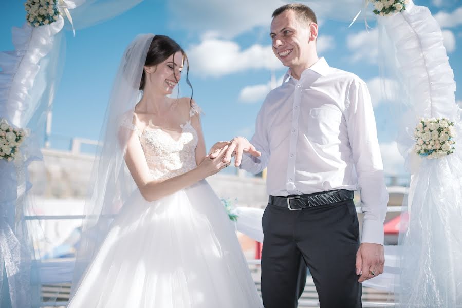 Fotografo di matrimoni Aleksandr Serbinov (serbinov). Foto del 12 marzo 2018