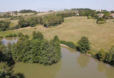 Propriété avec piscine et jardin 4