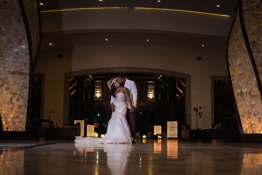 Fotógrafo de casamento Izrael Reyna (izraelreyna). Foto de 2 de março 2021