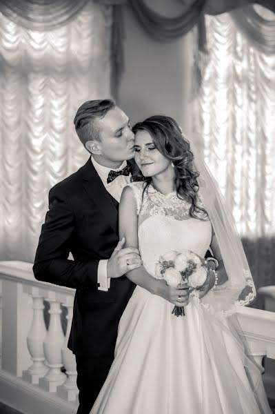 Fotógrafo de casamento Bogdan Gordeychuk (savedframe). Foto de 3 de março 2017