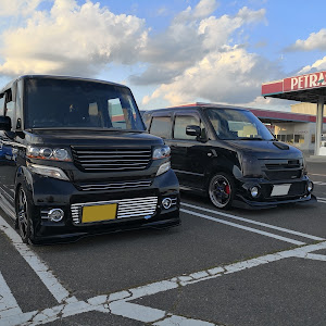 Nボックスカスタム JF1