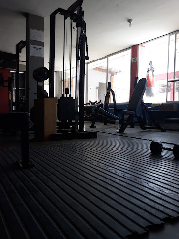 Opiniones de Gimnasio Infinity en Quito - Gimnasio