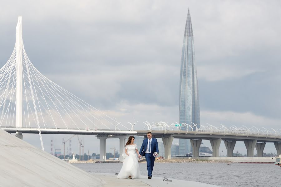 Wedding photographer Sergey Slesarchuk (svs-svs). Photo of 11 July 2018