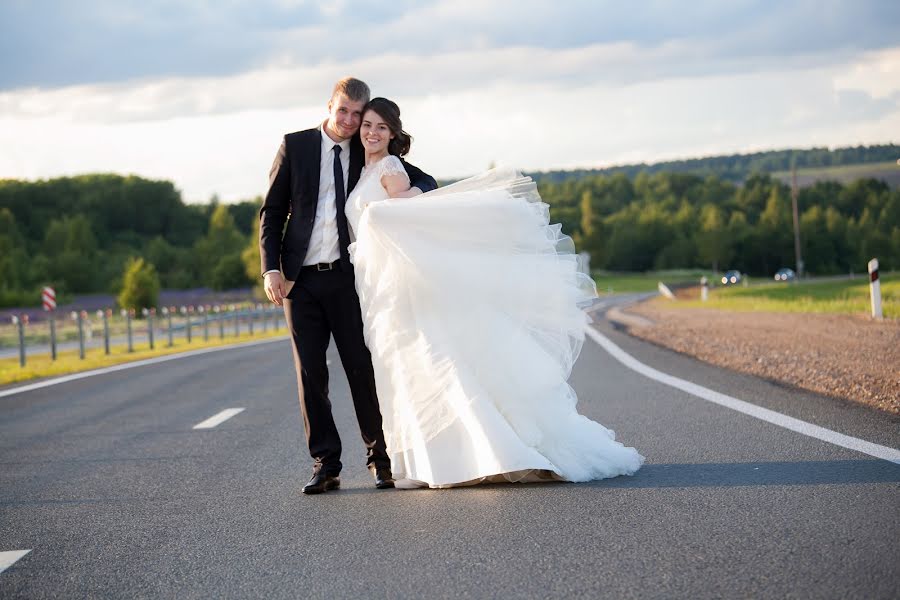 Nhiếp ảnh gia ảnh cưới Sergey Ignatenkov (sergeysps). Ảnh của 6 tháng 4 2018