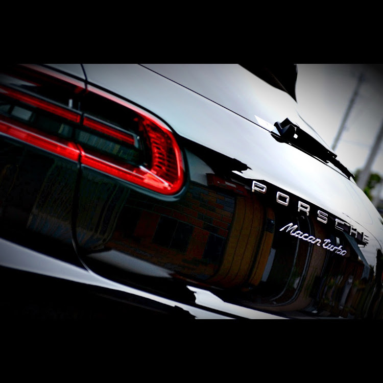 まつさんが投稿したPorsche・Macan・turboに関するカスタム事例の投稿画像2枚目