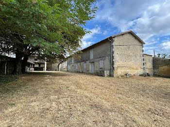 maison à Louzac-Saint-André (16)